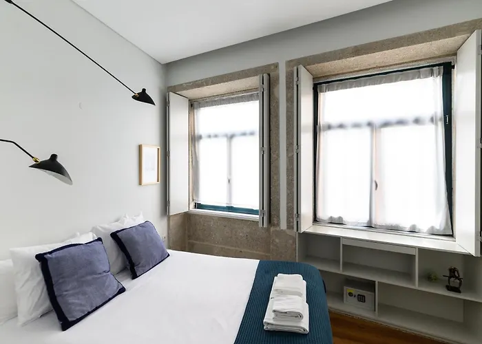 Pensjonat Maria Da Se Historic House Porto